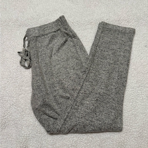 Womens Gray Pants Max & Mia Joggers size M - Picture 1 of 1